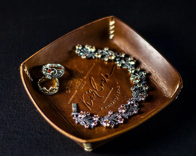 Image KD-Valet_Tray.png