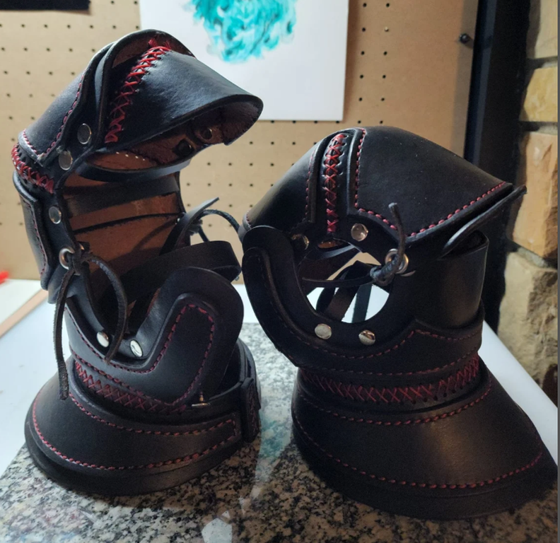 Image CL-Clamshell_Gauntlet.png