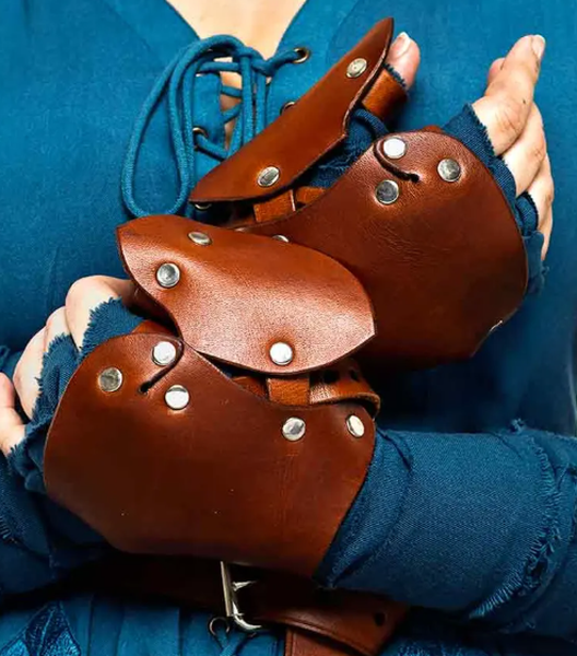 Image WF-Gunnar_Demi_Gauntlet.png