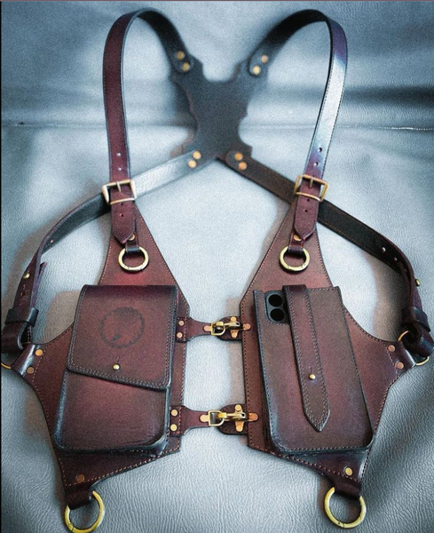 Image leather_harness.png